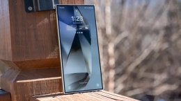 三星 Galaxy S24 系列手机屏幕再出问题，用户吐槽“颗粒感”和“横向条纹”