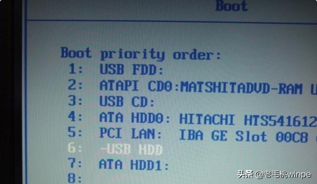 Adakah saya memerlukan pemacu kilat USB untuk memasang sistem pada komputer saya?