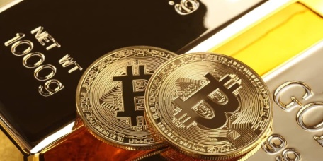 比特币现货ETF持续吸金之际 黄金ETF却出现资金大幅流出