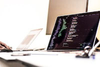 Java JPA vs. other persistence frameworks: Which one is better for you?