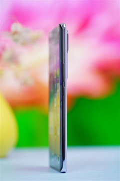 小荔枝纹素皮!vivo S18菱紫图赏