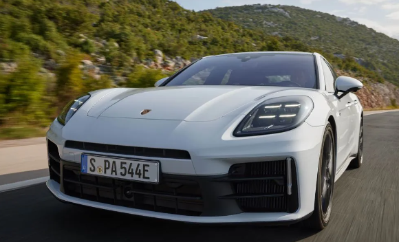 Porsche Panamera adds three more E-Hybrid models to strengthen electrification lineup