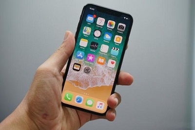 Apple スマートフォンがフリーズして画面を移動できない場合はどうすればよいですか?