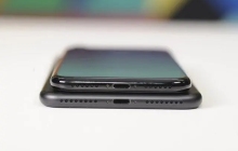 苹果15耳机插哪里