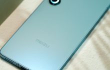 魅族21pro怎么插有线耳机?