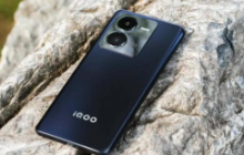 iqooz9怎么双击点亮屏幕?