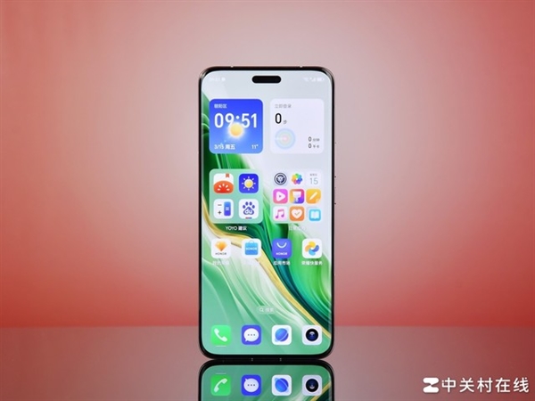 首发荣耀叠光绿洲护眼屏!荣耀Magic6 RSR 保时捷设计上手