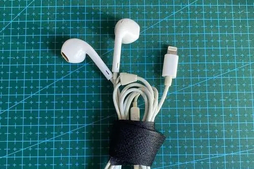 Apple 14 wired headphone link usage tutorial