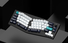 Keychron 推出新款 Q8 Max 三模机械键盘：佳达隆木星轴，1178 元