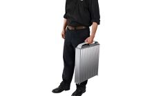 西部数据推出 368TB “移动硬盘”，重 13-15 千克