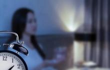 失眠的原因及对策（探索又困睡不着的背后原因与解决方法）