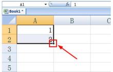 Excel拉出1至100的操作方法
