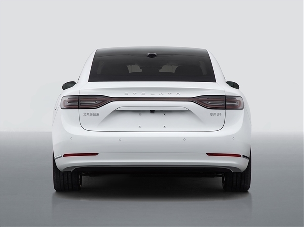 Xiangjie S9 debuts at the Beijing Auto Show, Huawei and BAIC Blue Valley’s first pure electric sedan is about to debut