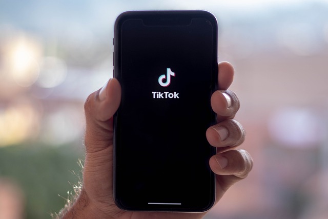 欧盟委员会主席：不排除在欧盟范围内封禁 TikTok 的可能性