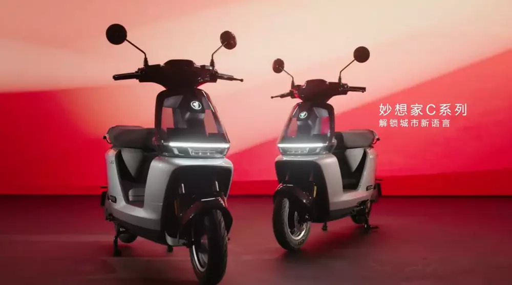 九号 C85c / C80c 电动摩托车开售:5399 元起