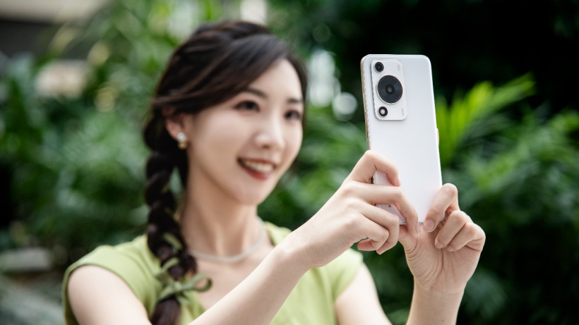 华为畅享 70S 上手:高端品质大众化,真正的千元实用机