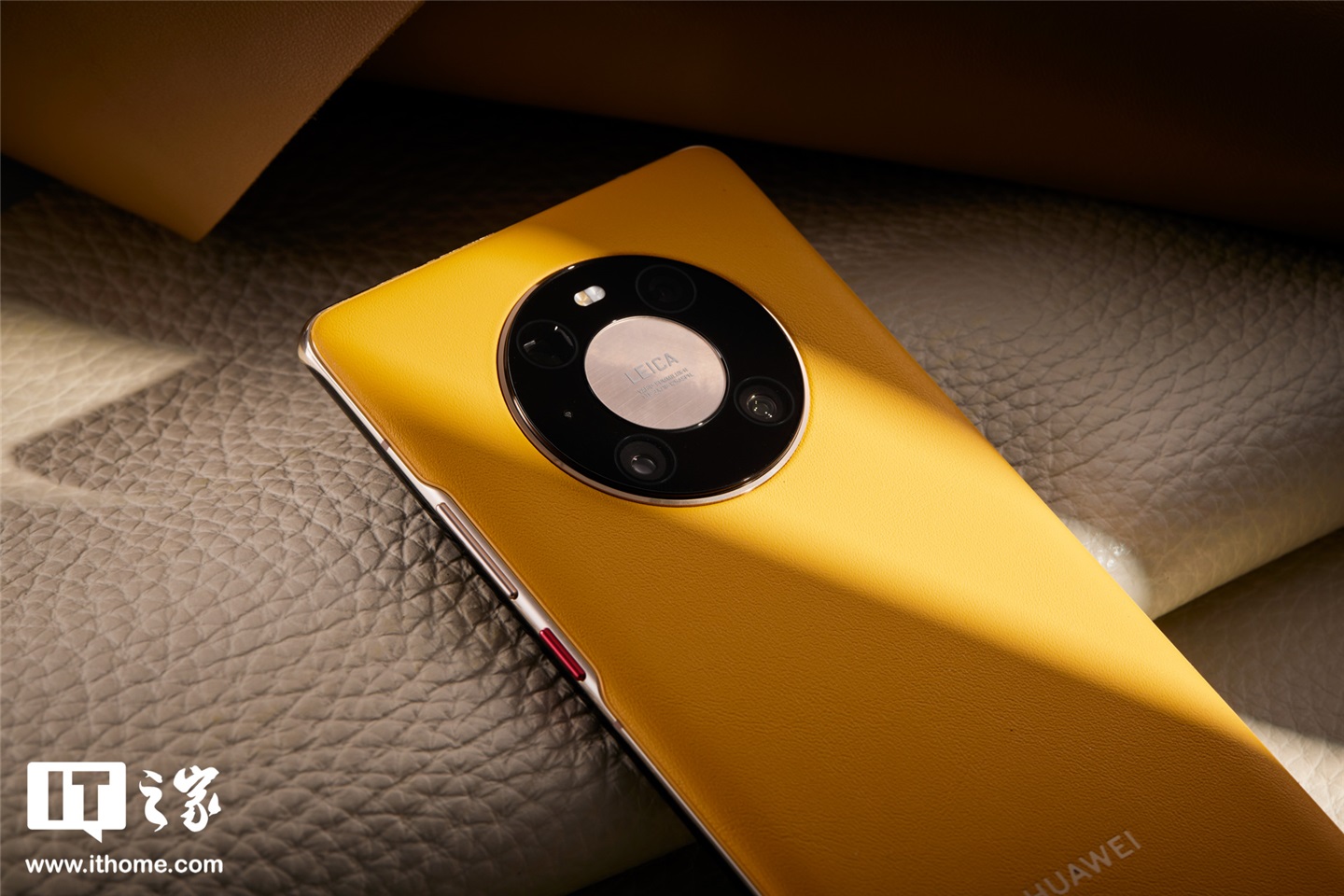 华为 Mate 40、nova 11 / 10 / 9 系列等 16 款机型获推鸿蒙 HarmonyOS 4.2 正式版：新增摇一摇权限管理、互动主题