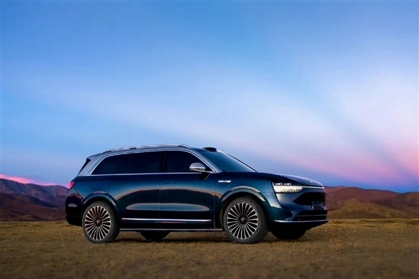 一骑绝尘!问界M9单月销量飙升1.6万台,一车单挑BBA三家