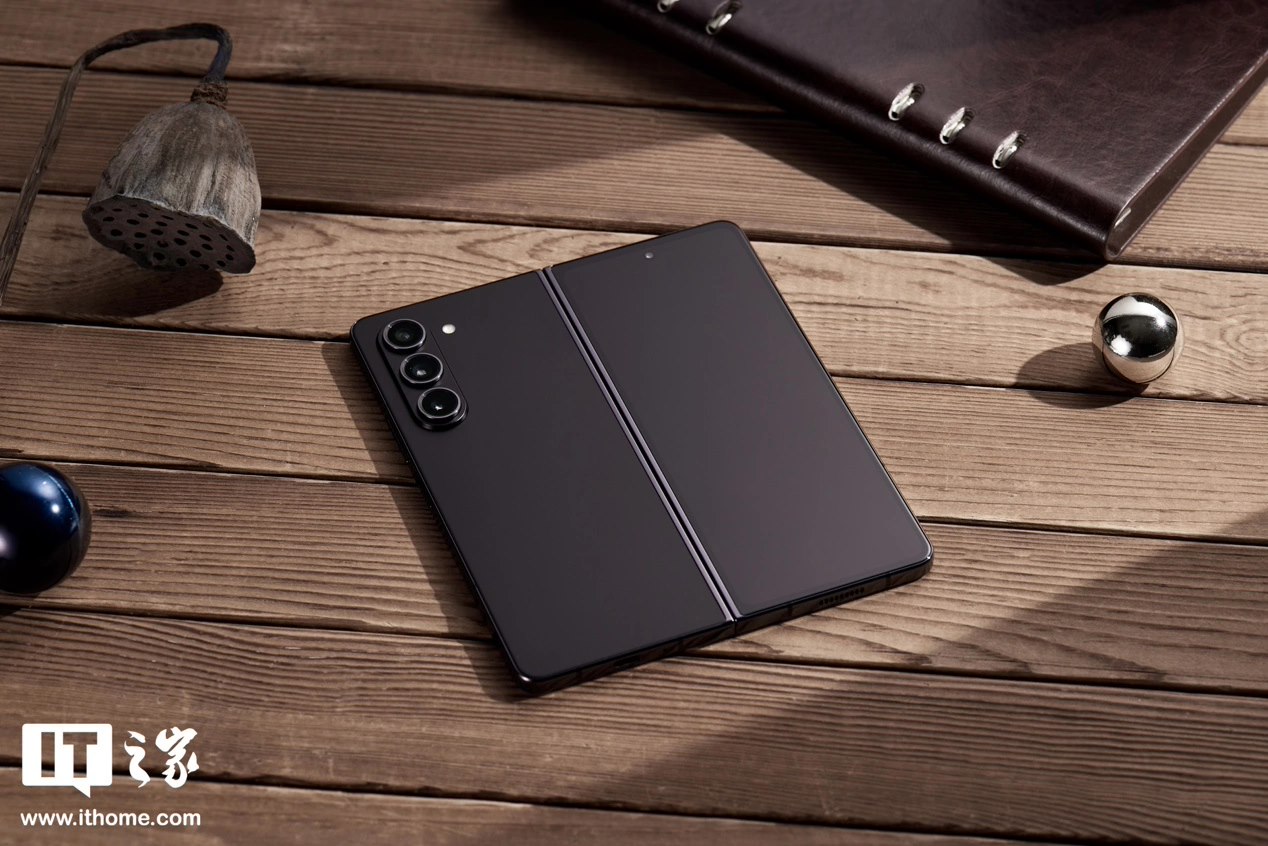 消息称 Galaxy Z Fold 6 Ultra 折叠屏手机以 W25 Ultra 名义在中国推出
