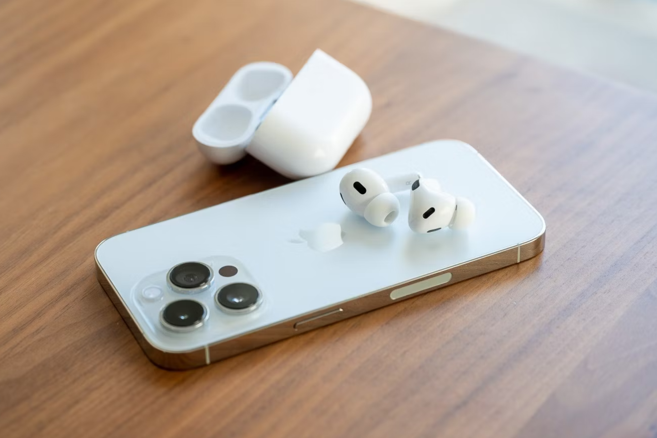 Begini Cara Membetulkan AirPod Yang Terlalu Senyap