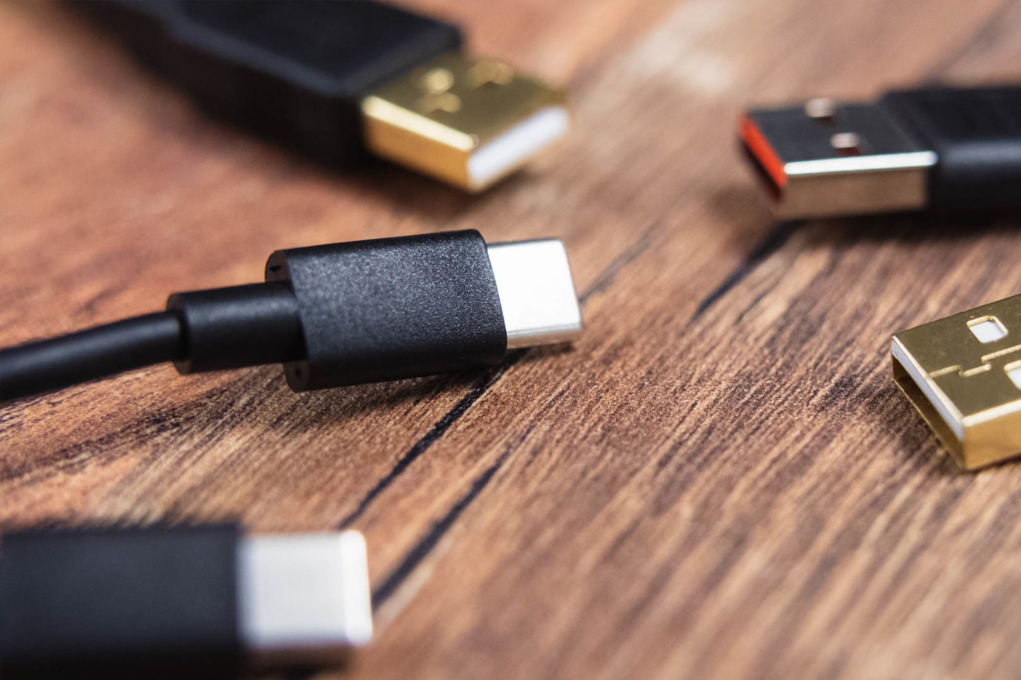 Berapa Banyak Lebih Cepat Adakah USB-C 3.1 vs 2.0 dalam Telefon Android?