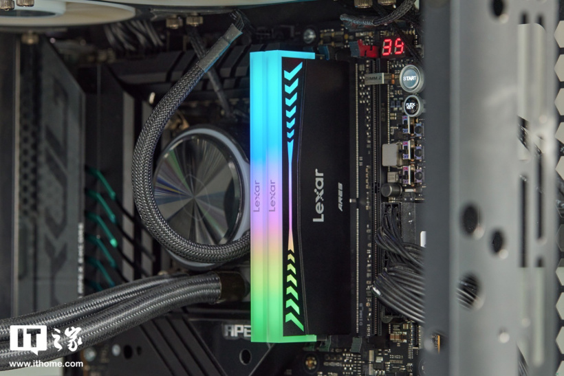 雷克沙战神之翼 ARES RGB DDR5 8000 内存体验：首款海力士颗粒认证内存，稳超 8000MT/s极速性能体验