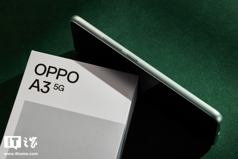 OPPO A3「山涧绿」图赏：超耐磨晶钻工艺，号称“耐用战神”