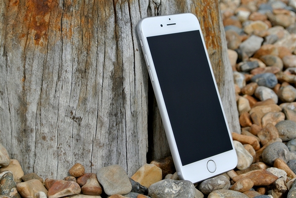 老款iphone遭淘汰！中国移动app宣布最低兼容ios 11