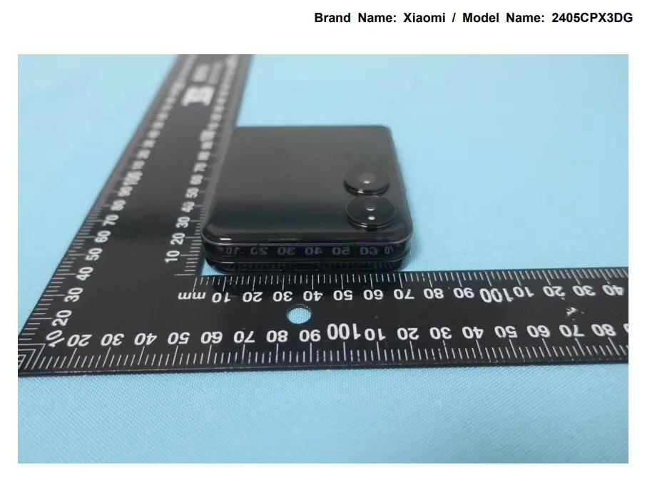 小米 MIX Flip 小折叠手机真机曝光：1145mAh + 3595mAh 双电池，67W 快充