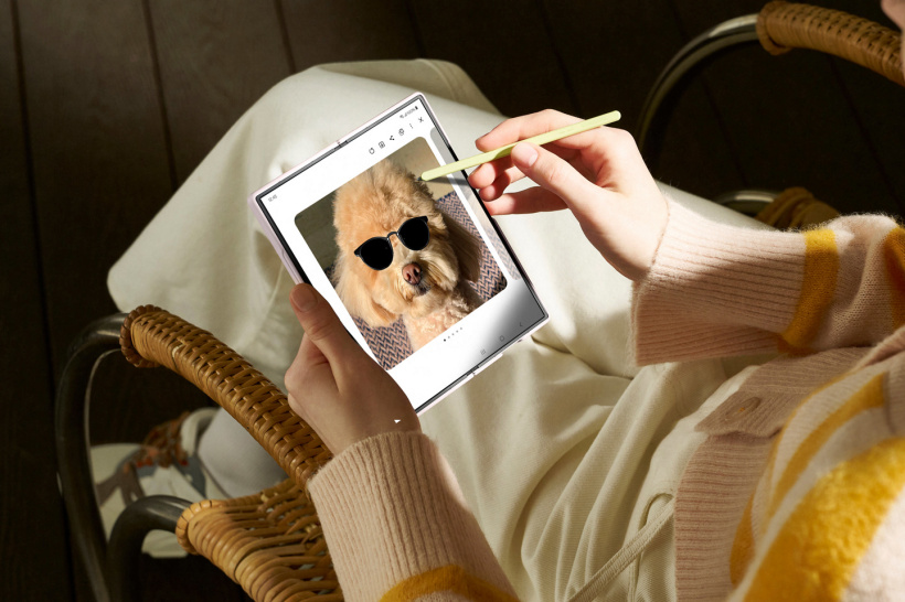 当 AI 迈向折叠屏时代,三星 Galaxy Z Fold6 凭什么成为引领者