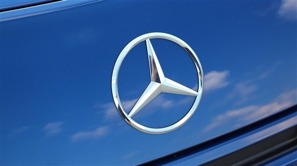 豪车品牌相继“止血”,宝马退出价格战,奔驰奥迪中国接力涨价