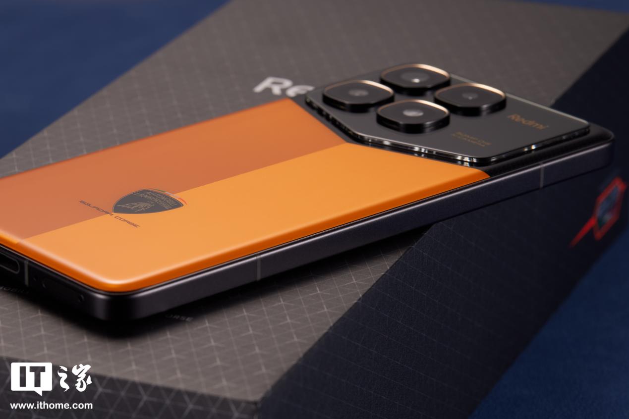 Redmi K70 至尊冠军版手机图赏：兰博基尼联名，彰显速度和激情