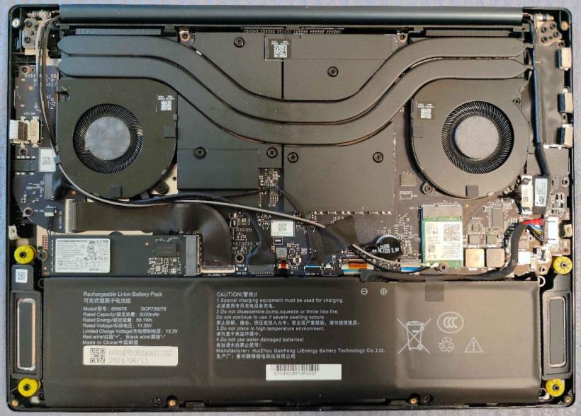 七彩虹源 N14 全能本 AI PC 评测：轻薄高性能，AI 能力抢眼