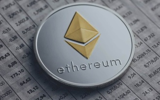 以太坊基金會相關錢包在休眠 6.6 年後轉移了 92,500 ETH(2.949 億美元)