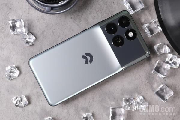 全新 NIO Phone 上手体验:家族式设计 依旧熟悉的纯净