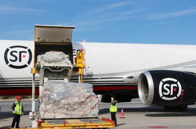 顺丰航空开通“乌鲁木齐 = 布达佩斯”国际全货机航线,服务跨境电商业务等