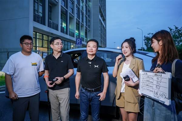 表显续航0公里还能跑?何小鹏亲测G6续航力!