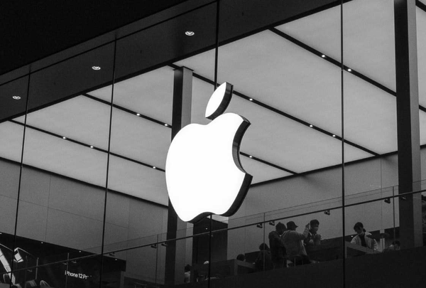 最大对手延后亮相 今年9月是苹果iphone 16的天下！