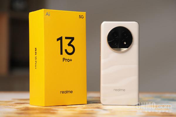 Realme 13 Pro+ review: Looks better and shoots better. The flagship Perspective enables freedom of composition.