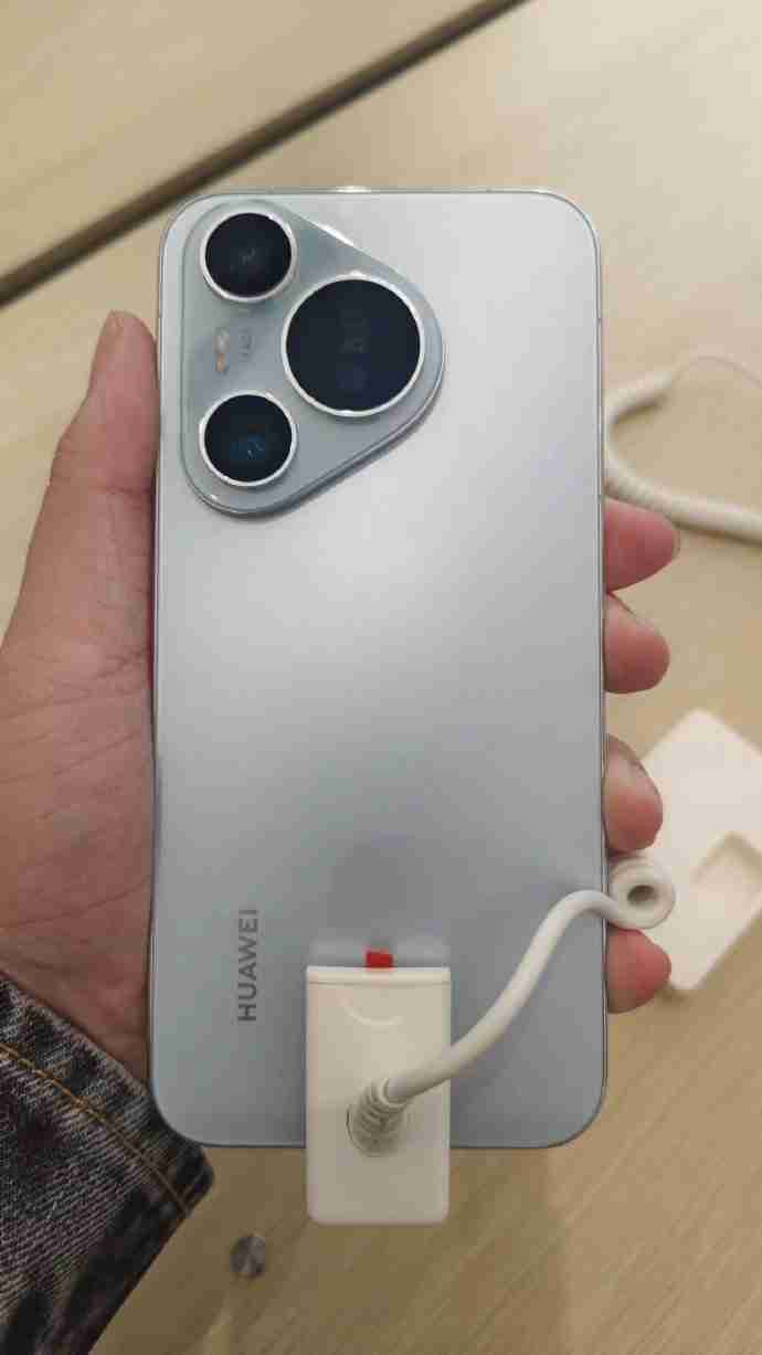 华为Pura 70上线！实拍实测来了