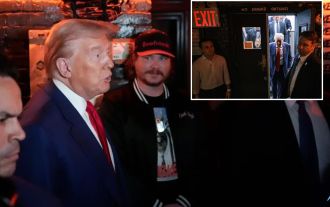 Donald Trump Makes History in NYC Bar, Becoming First US President to Use Bitcoin to Complete a Transaction