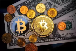 比特币冲击11万后遇阻回落！山寨币爆发窗口是否开启？十大主流币技术面深度解析