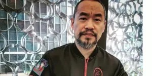 割肉3只无聊猿!麻吉大哥eth多单冲到922万美元,这次会爆仓吗?