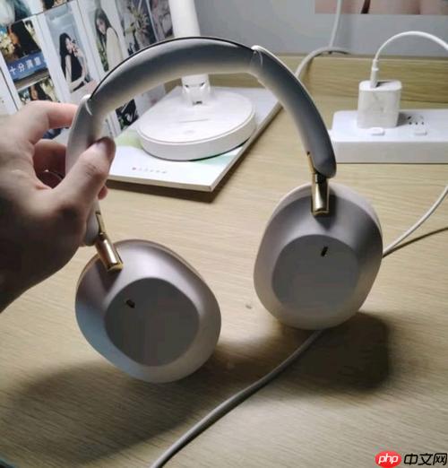 耳机连接车机后手机音频路由混乱怎么办？