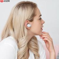 如何开启耳机的助听器模式？