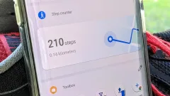Your OnePlus Home Screen Has a Built-in Step Counter