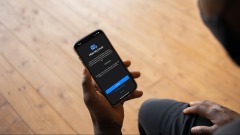 Cara Menggunakan Sembunyikan E -mel Saya Untuk Pendaftaran dari iPhone & iPad