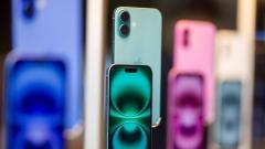 iPhone 17 Series to Feature LTPO Displays Across All Models as Apple Targets 230 Million Unit Sales