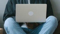 Wie man Laptop repariert