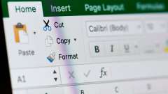 Learn to remove and put the water brand in Excel